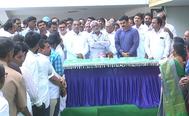 YSRCP 9th Foundation Day Celebrations At Party Central Office - Sakshi