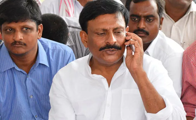 Byreddy Rajasekhar Reddy May Resigns Congress Party - Sakshi