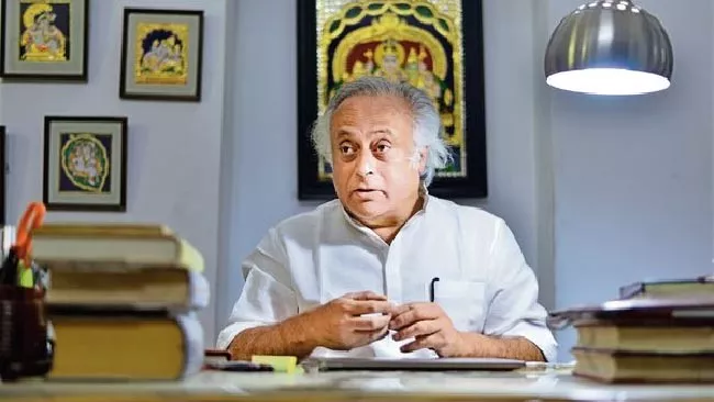 Jairam Ramesh reveals RBI caution on demonetisation - Sakshi