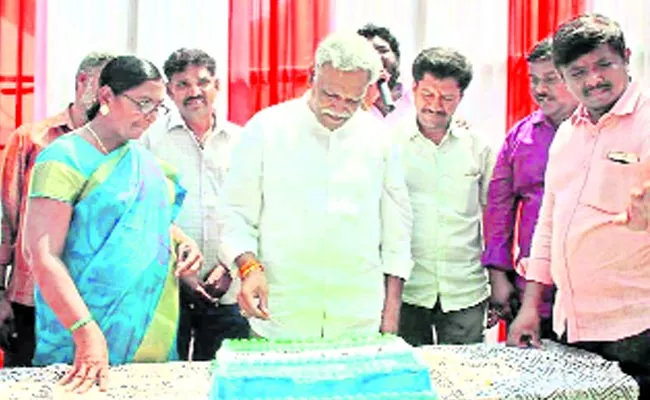 Ysrcp Cadre Celebrate 9th Year Celebration - Sakshi