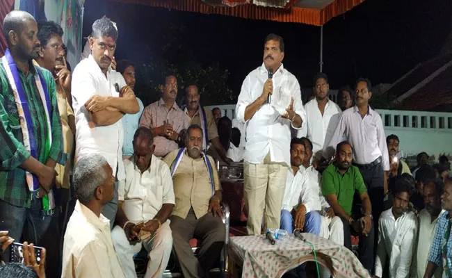 YSRCP State Leader Botsa Satyanarayana In Merakamudidam Election Campaign - Sakshi