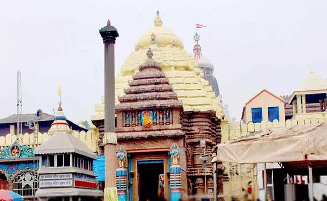 Begging Is Prohibited In Poori Jagannatha Temple To Attract The Tourists - Sakshi