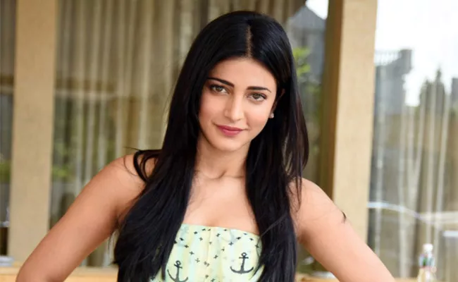 No Clarity On Shruti Hassan in Sye Raa narasimha Reddy Movie - Sakshi