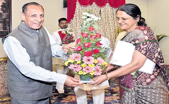 ESL Narasimhan CR Rao Life Book Released - Sakshi