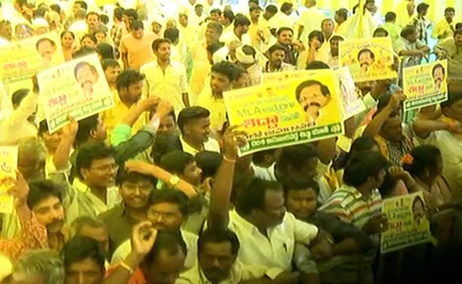 Darsi TDP Activists Demands MLA Ticket For Sidda Raghavarao - Sakshi