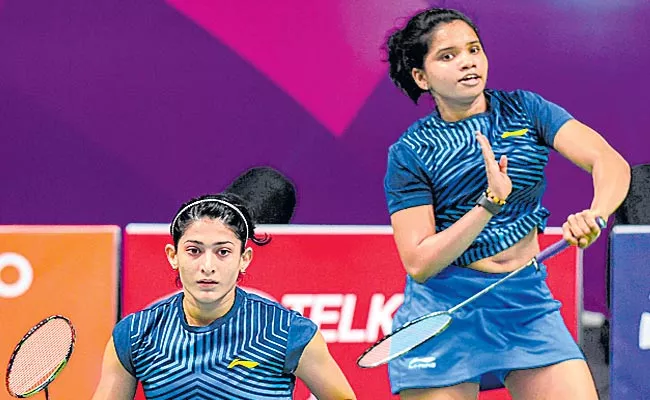  Ashwini And Sikki Reddy  in quarterfinals - Sakshi