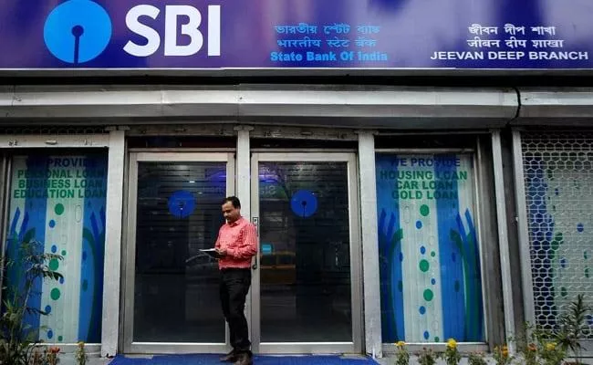 SBI Launches Cardless Cash Withdrawal at ATMs - Sakshi