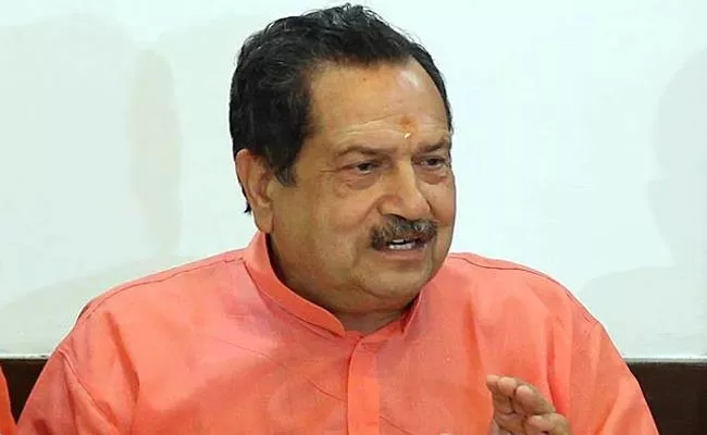 RSS Leader Indresh Kumar Says Pakistan Will Be Part Of India After 2025 - Sakshi