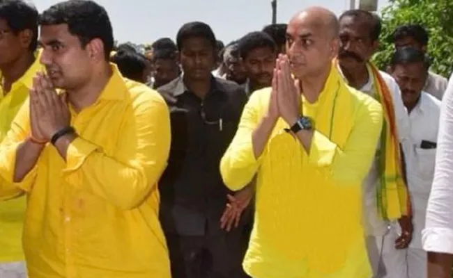 We Should Defeat nara lokesh, Galla Jayadev, says RK, Modugula - Sakshi