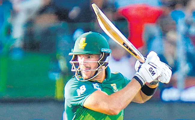 South Africa sweep Sri Lanka series - Sakshi