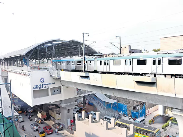 Green signal to high tech city metro - Sakshi