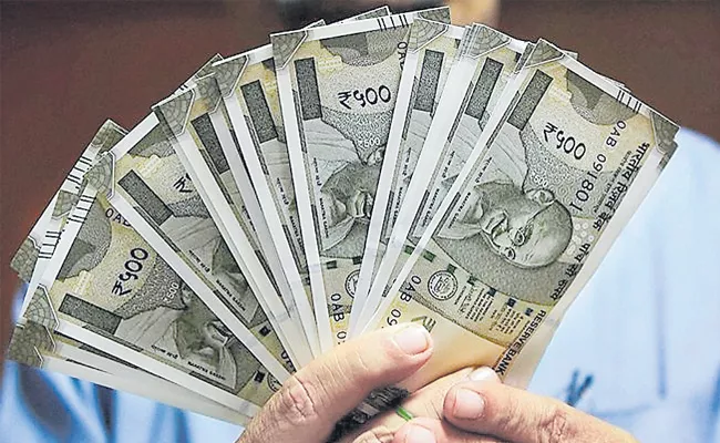 Banks Have Traded Over $33 million On Interbank Forex Market - Sakshi