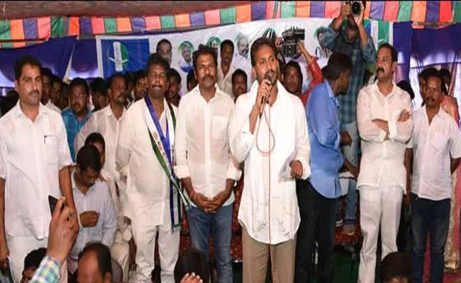 Ysr Implemented Good Schemes To St - Sakshi