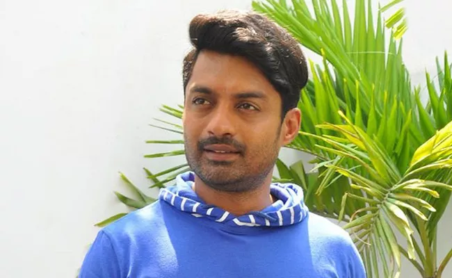 Kalyan Ram Team Up with Virinchi Varma - Sakshi