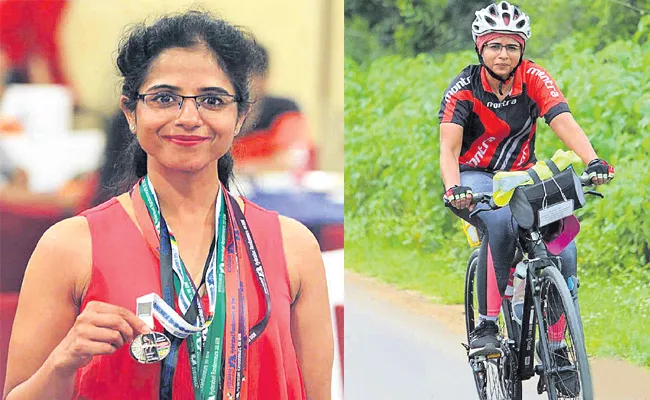 Niharika Records Break in Cycling - Sakshi