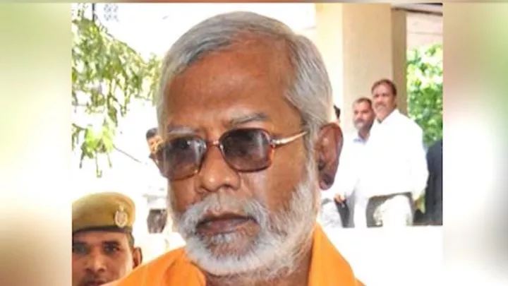 Big Relief To Swami Aseemananda In Nia Court - Sakshi