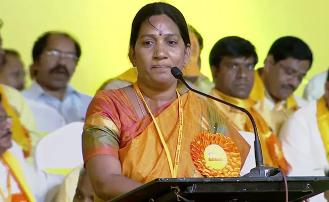 Telangana TDP Mahila President Shobha Rani to resign party - Sakshi