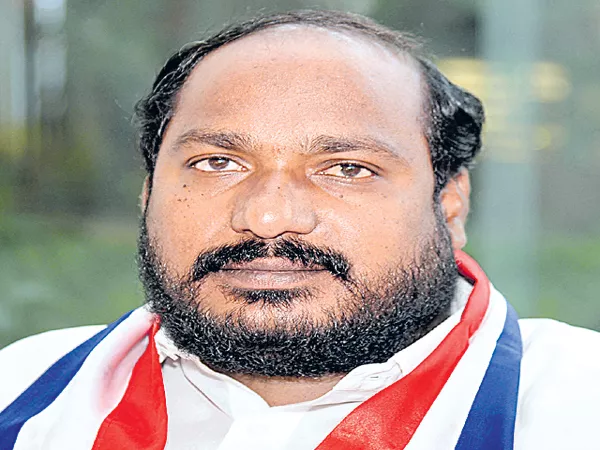 KCR betrayed BCs says Jajula Srinivas Goud - Sakshi