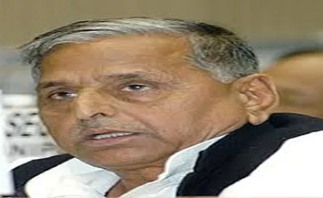 Supreme Court Asks Details TO CBI In Mulayam case - Sakshi