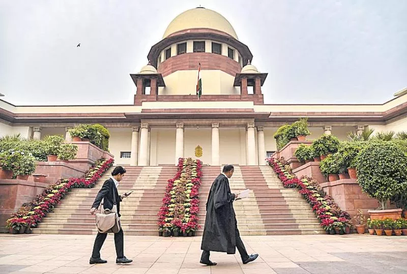 SC notice to Telangana, BHEL on alleged irrigation scam - Sakshi