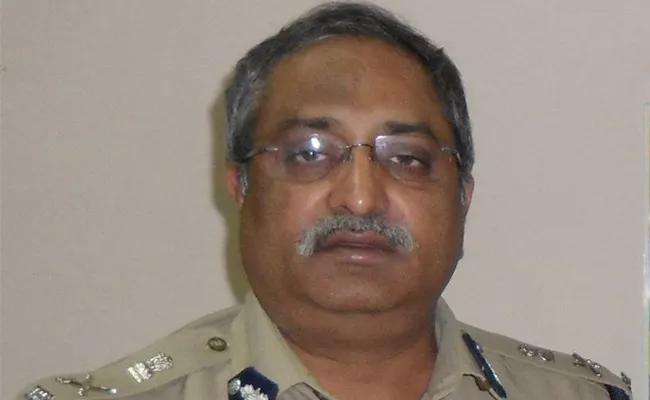 Election Commission Has Removed AP Intelligence Chief AB Venkateshwar Rao From Election Duty - Sakshi