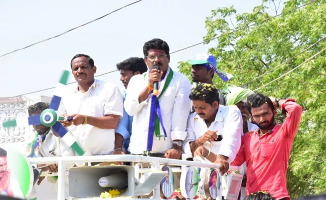  Maddisetty Venugopal Election Campaign In Darsi Constituency - Sakshi