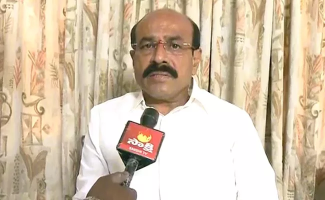 AB Venkateswara Rao involved in tdp politics, says sv mohan reddy - Sakshi