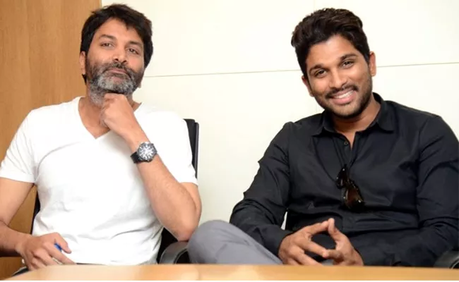 Allu Arjun And Trivikram Srinivas Movie Updates Soon - Sakshi