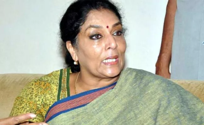 Khammam Ex MP Renuka Choudary Fire On TRS In Sattupalli - Sakshi