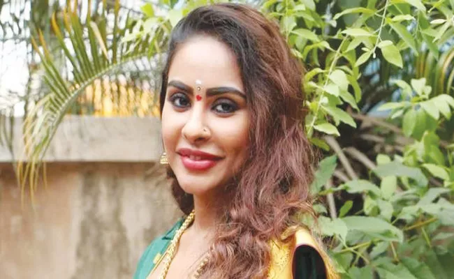 Sri Reddy Complaint to Human Rights Commission on Subramani - Sakshi