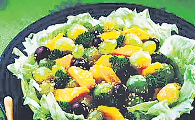 Serve the pieces of dressing fruit and serve - Sakshi