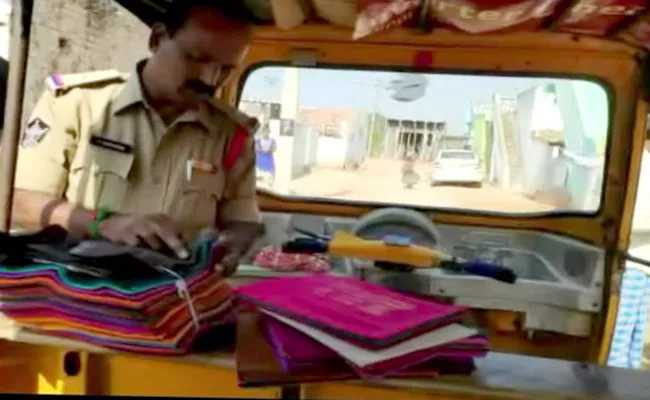 Sarees Distribution By TDP Workers - Sakshi