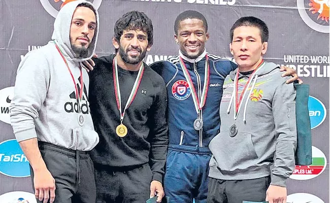 Indian wrestler Bajrangi Punia began his new season with a gold medal - Sakshi