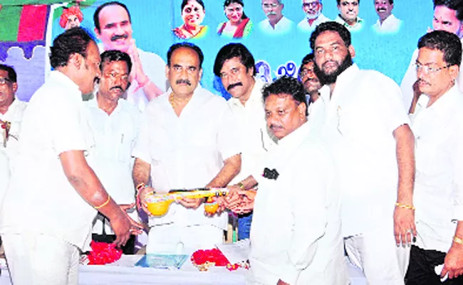 We Give Complete Hope To People Said Balineni Srinivasa Reddy - Sakshi