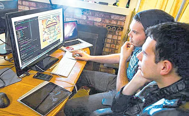 The online gaming industry to touch Rs 11900 crore by 2023 - Sakshi