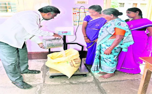 When Will Be Start Irish In Ration Shops On Medak - Sakshi