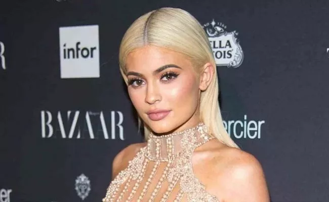 Kylie Jenner Became the Youngest Billionaire in the World - Sakshi