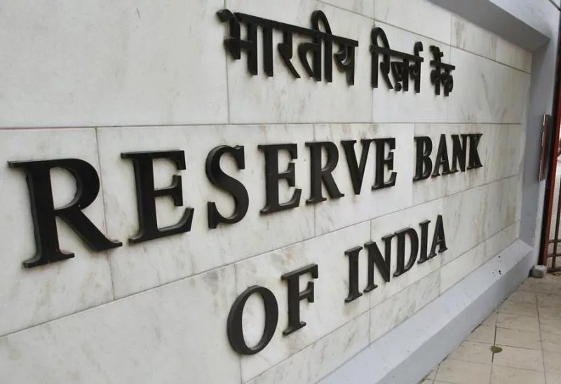 RBI fines five banks for non-compliance with Swift - Sakshi