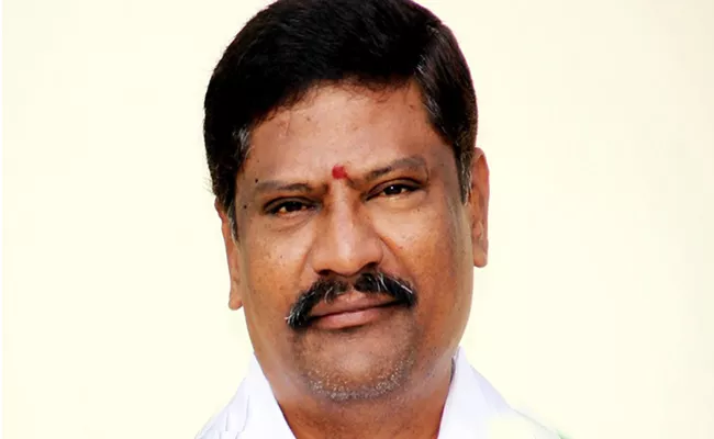 Kotla Chakrapani Reddy Fires On Kotla Suryaprakash Reddy - Sakshi