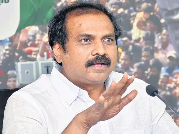 Kanna Babu Comments on Chandrababu and Lokesh - Sakshi