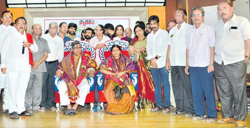 sirivennela sitarama sastry  telugu film writers assotation Honored - Sakshi