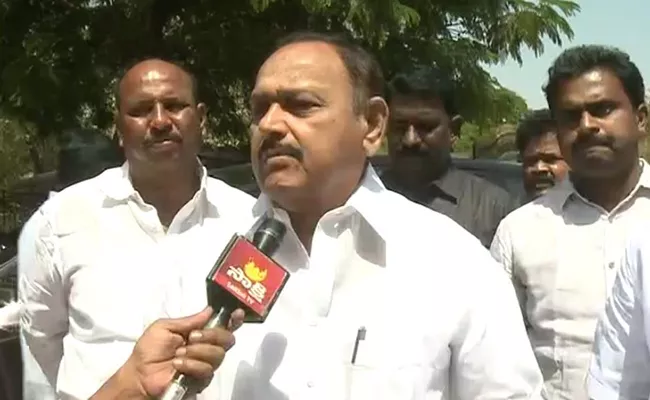 YSRCP MLA Raghurami Reddy and Mayer Meet Kadapa SP Over Votes Remove Issue - Sakshi