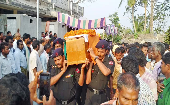 Army Employee Died in Srikakulam - Sakshi