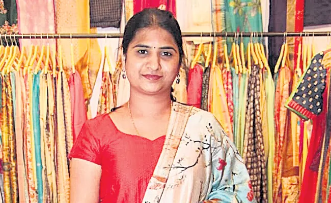 Handloom Cloth Business Srivani Special Story - Sakshi