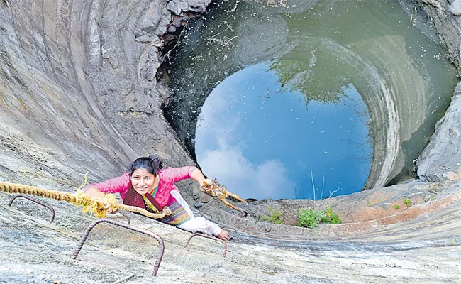 Women Rescue For Public Health in Warangal - Sakshi