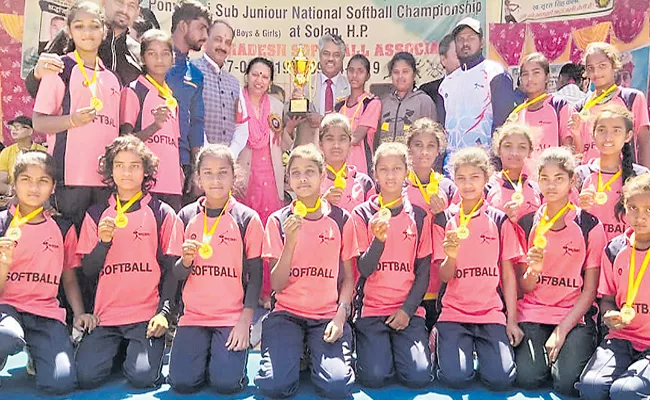 Telangana Girls Team Gets Softball Title - Sakshi