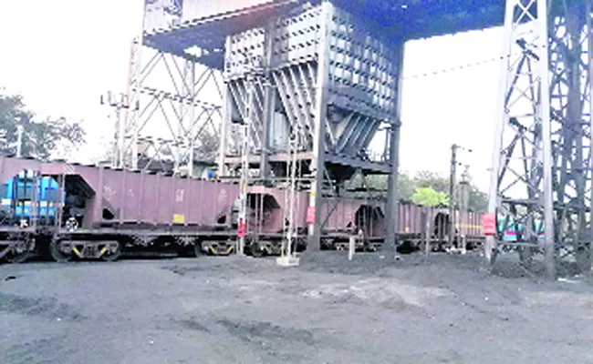 Coal Transport Record In Peddapalli - Sakshi