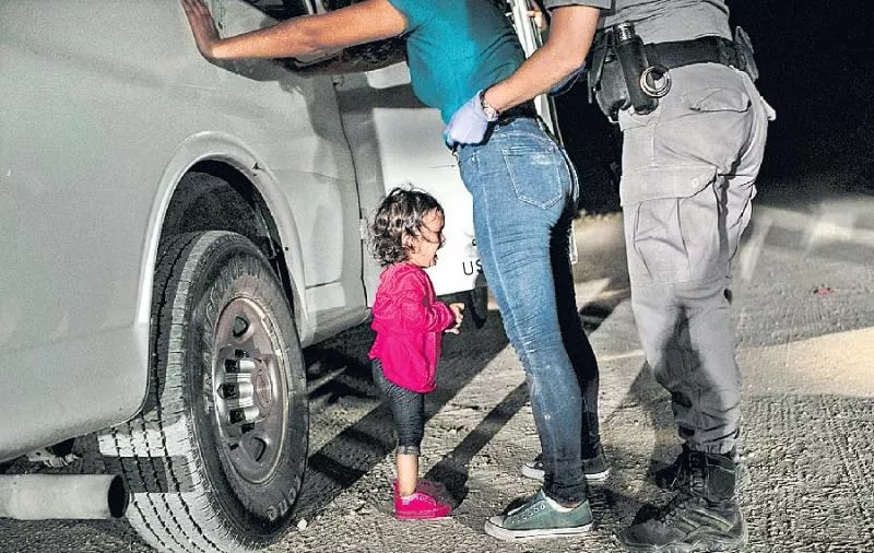 World Press Photo of the Year is an unflinching look at trauma at the US-Mexico border - Sakshi