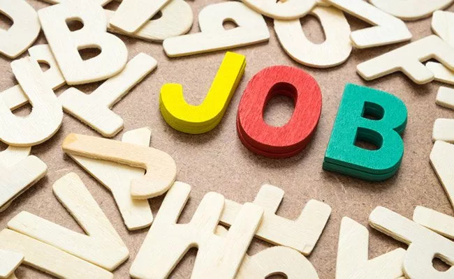 Top 6 Firms Hire Over 1 Lakh Employees in 2018-19  - Sakshi