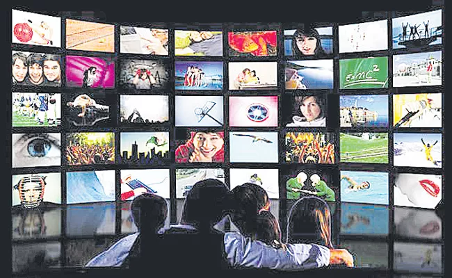 TV18 Broadcast revenue was Rs 1,197 crores Fiscal year - Sakshi